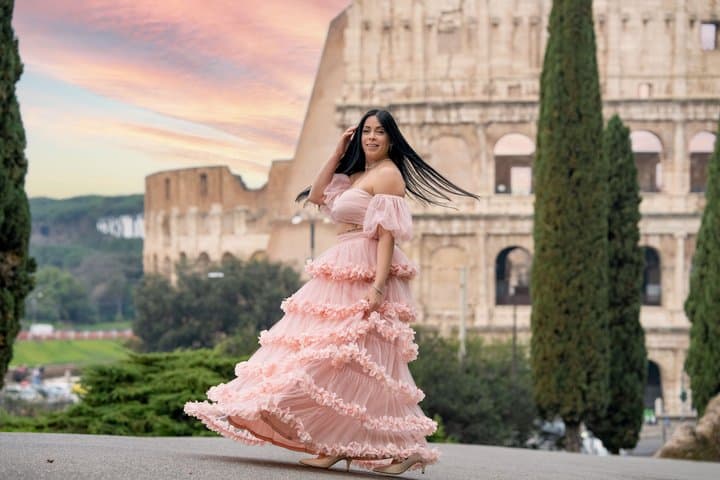 Rome: Colosseum Photoshoot, Private & Custom Experience