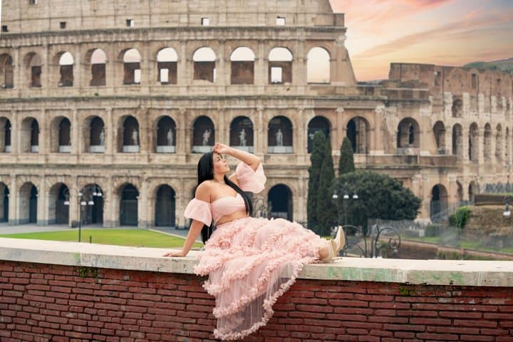 Rome: Colosseum Photoshoot, Private & Custom Experience