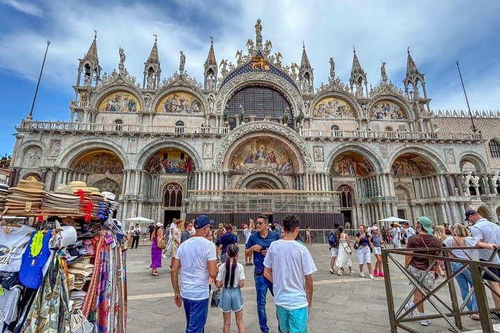 Venice and Verona Full Day Tour by Train from Milan