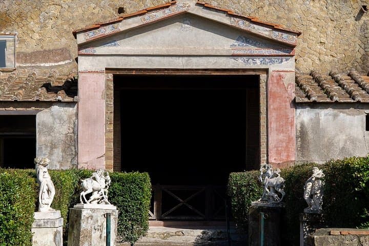 2-Hours Skip-the-Line Tour in Herculaneum