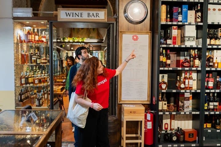 Florence Food & Wine Tour: Tuscan Tastings in the Historic Center