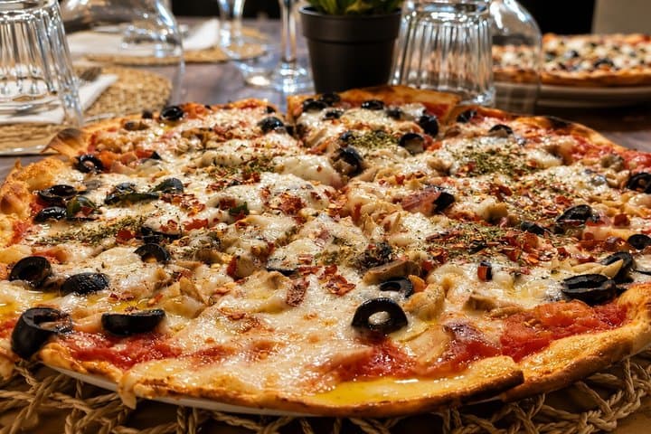 Pizza & Gelato Making Cooking Class in Florence