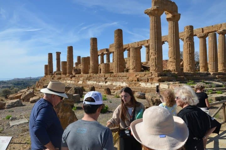 Guided tour of the Valley of the Temples in Agrigento