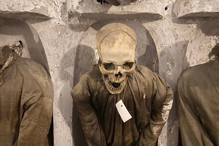 Capuchin Cemetery and Catacombs Tour in Palermo