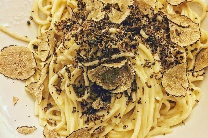 Truffle Hunting and Gourmet Truffle Menu in Trattoria Storica