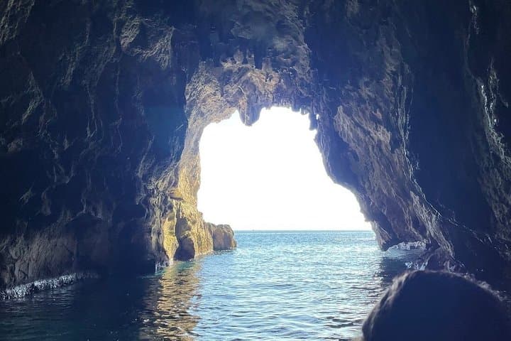 Syracuse Tour of Ortigia Island and the Sea Caves