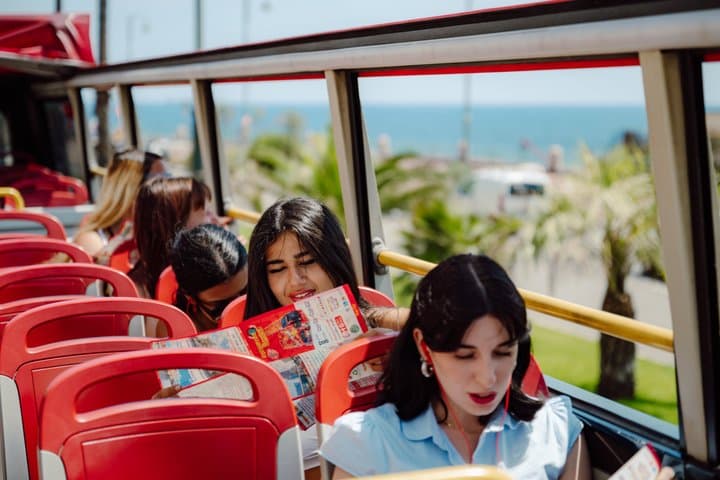 Genoa Open Bus Tour with Live Guide