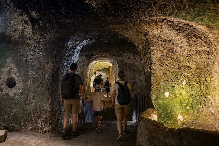 Rome to Orvieto Day Trip by Train with Duomo, Caves and Lunch