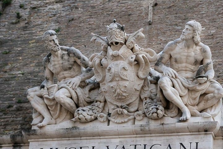 Vatican Museums Guided Tour with Sistine Chapel