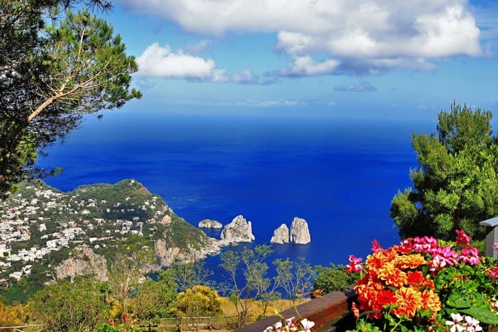 Capri Island and Naples Gulf Full-Day Trip from Rome