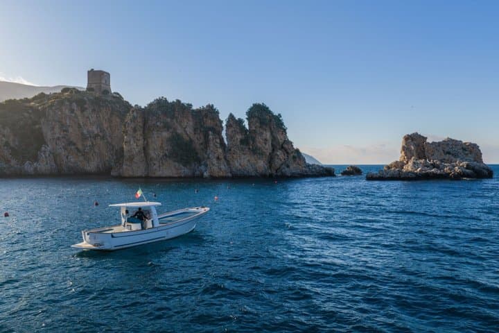 4H Sicilian Gozzo Scopello and Gypsy Group Tour