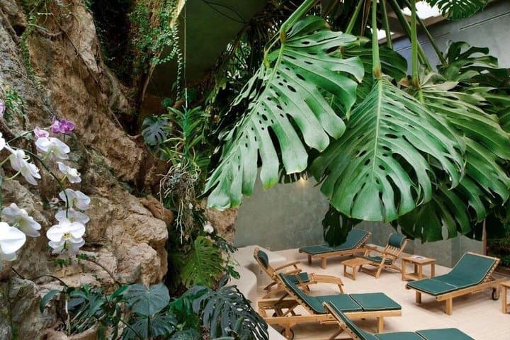 3 Days Private Florence Spa Wellness and Caves Experience