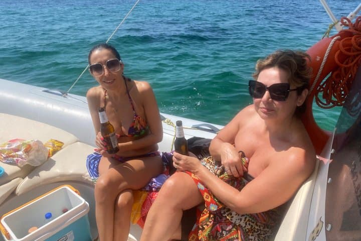 Cagliari Boat tour 5 stops , snorkeling , Sardinian aperitif included