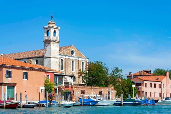 Venice Murano and Burano Walking Tour with Audio Guide