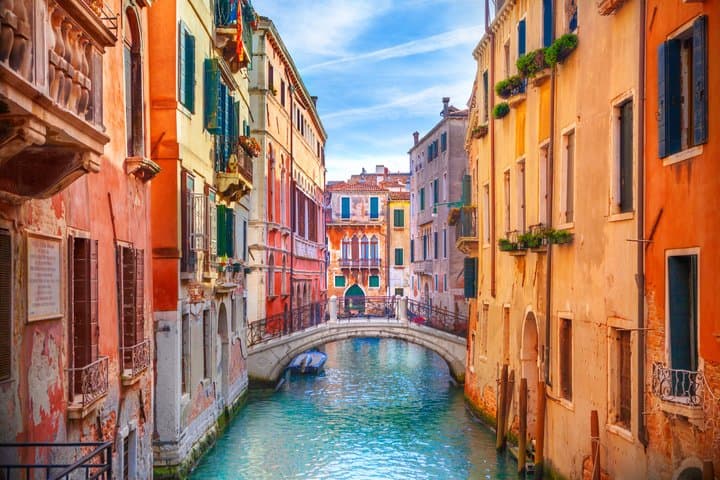 Venice Made Easy: Premium Small-Group Tour from Ravenna Port