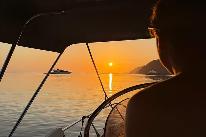 Private boat tour at sunset in Cinque Terre