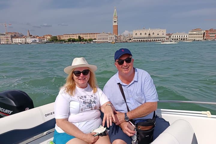 Venice Private Boat Tour: Murano, Burano and Torcello
