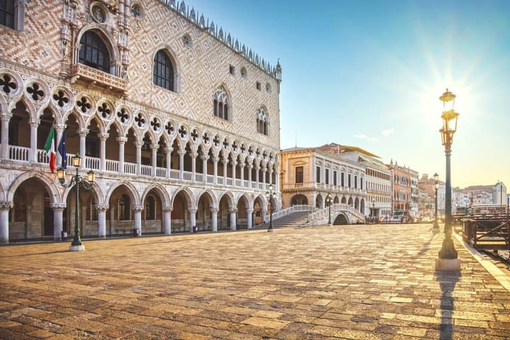 Venice Made Easy: Premium Small-Group Tour from Ravenna Port