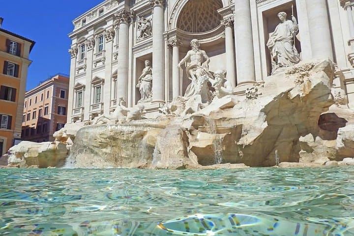 Trevi Fountain Underground Guided Walking Tour