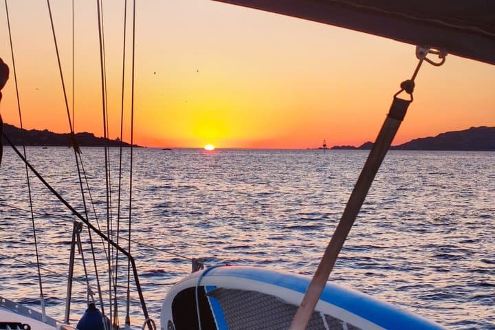 Sunset Aperitif Tour from La Maddalena or Palau