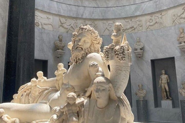 Guided tour of Vatican Museums, Sistine Chapel and Basilica
