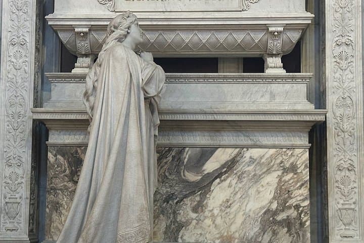 Santa Croce Basilica Private Tour in Famous Tombs