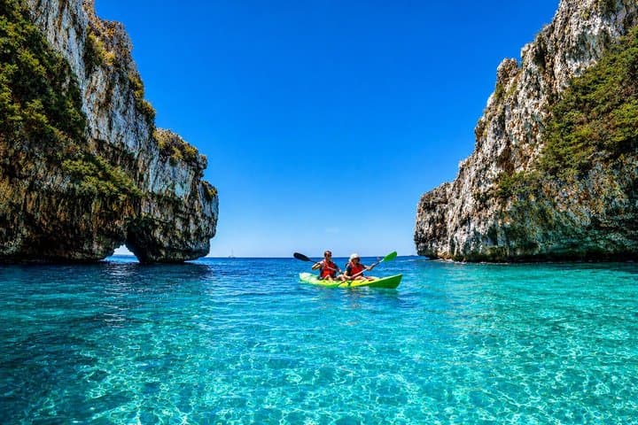 Kayak and Canoe tour in Leuca and the Ponente Caves