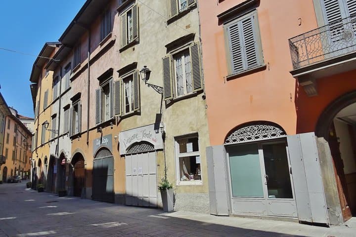 Full Tour of Bergamo Upper and Lower Towns