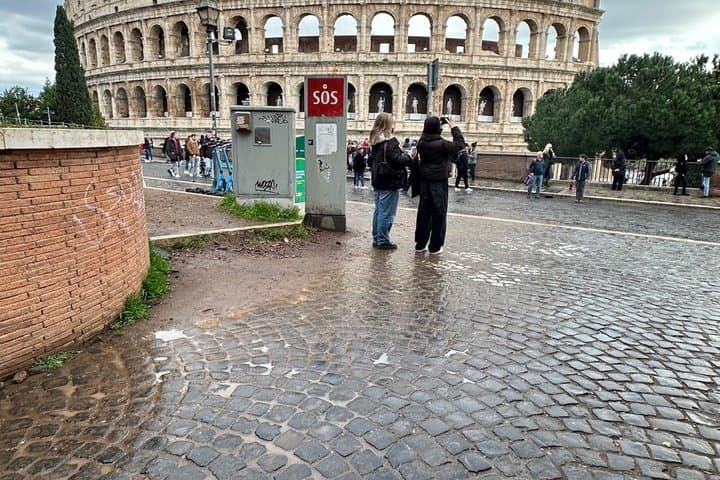 Guided Tour Colosseum, Forum, Palatine and Mamertine Prison