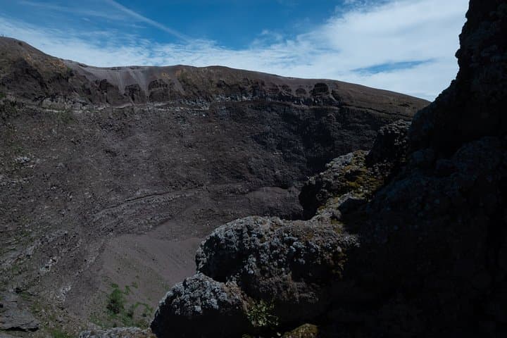 Tour Mount Vesuvius with Entry Tickets and Round Trip Transfer Included