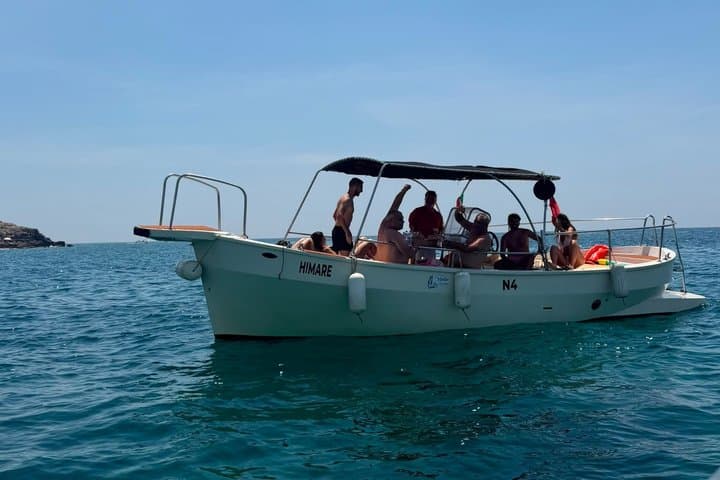 3-Hour Guided Boat Tour to the Caves in Santa Maria di Leuca