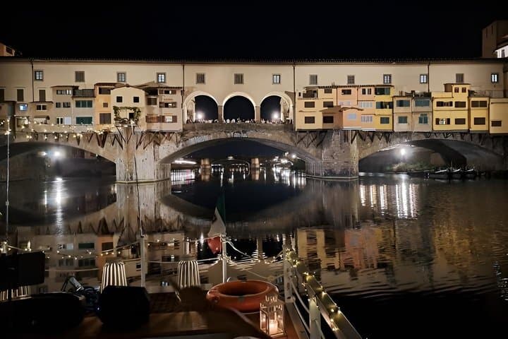 Cruise on the River Arno with Live Concert