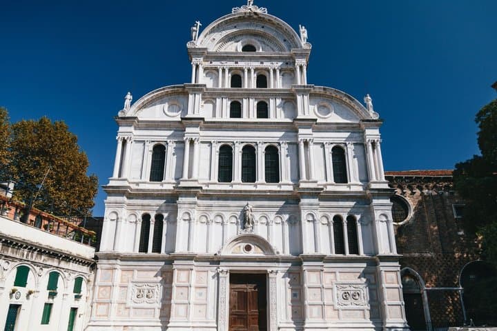 Venice Scavenger Hunt & Highlights Self-Guided Walking Tour