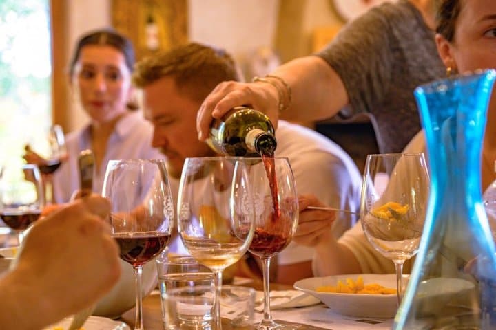 Chianti Hills E-Bike Tour with Tuscan Lunch & Two Wine Tastings
