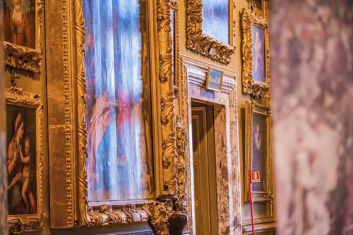 Medici Treasures: Pitti Palace & Boboli Gardens Small Group Tour