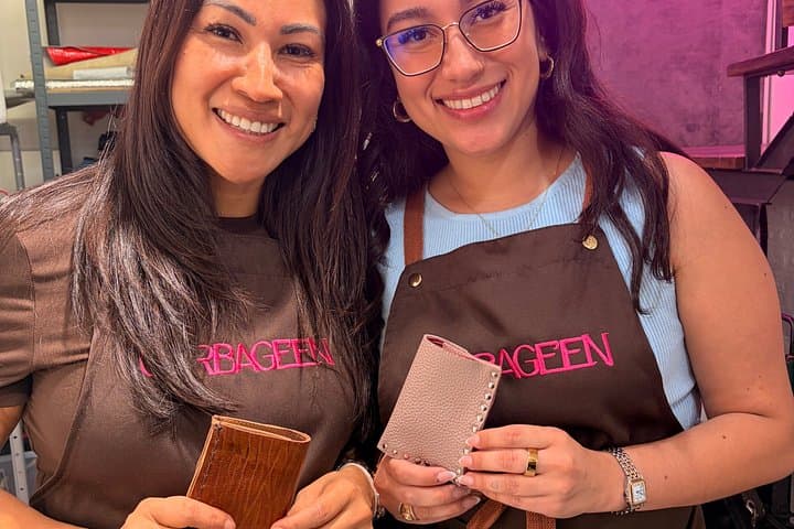 Florence Leather Wallet Workshop – 45 min