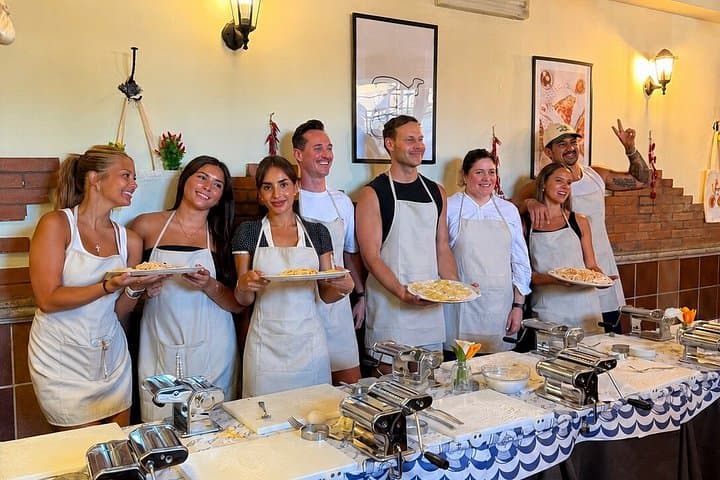 Venezia Award-Winning Chef Pasta & Iconic Dessert Making