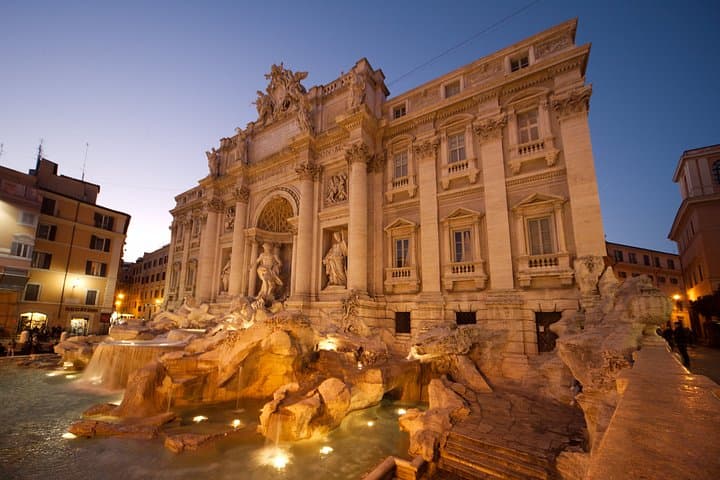 Trevi Fountain and Vicus Caprarius exploring the Underground