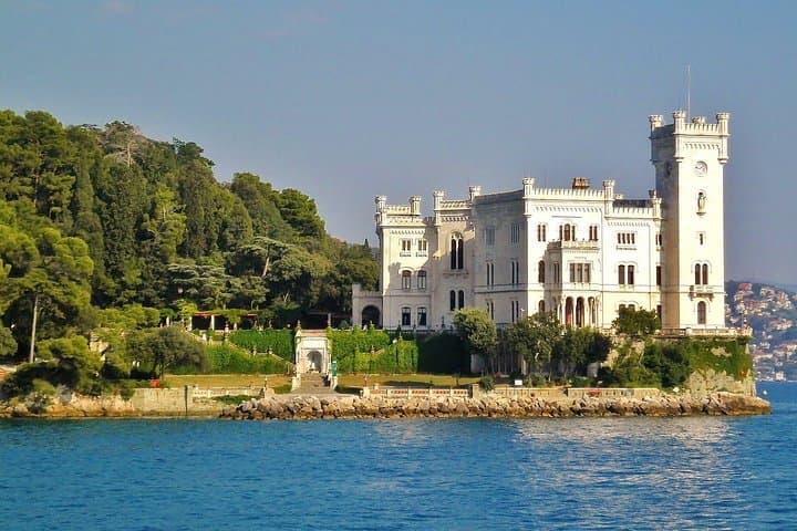 Trieste Bus Tour with Audio Guide