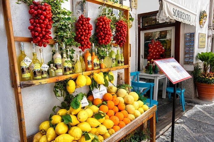 Full-Day Tour in Pompeii, Sorrento and Amalfi Coast