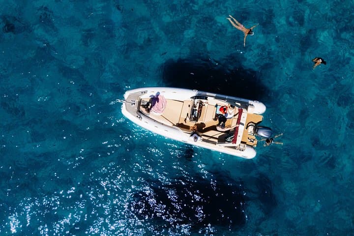 Inflatable Boat Tour in the Gulf of Angels with Snorkeling and Aperitif