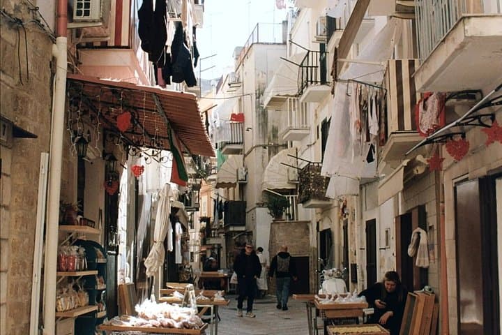 Bari Sel Guided Walking Tour Landmarks with Audio and Quiz