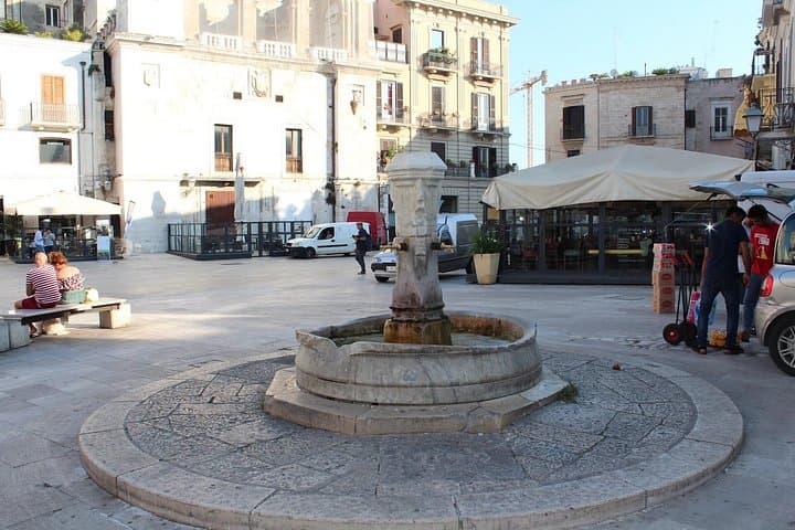 Bari Sel Guided Walking Tour Landmarks with Audio and Quiz