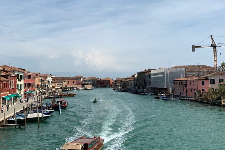 Murano Glass Factory Experience: Boat Ride and Live Demonstration