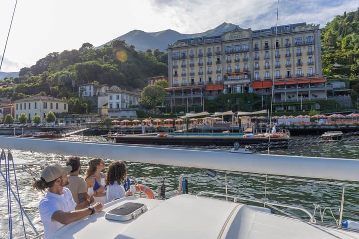 4 hours tour on a Private Catamaran on Lake Como with Aperitif