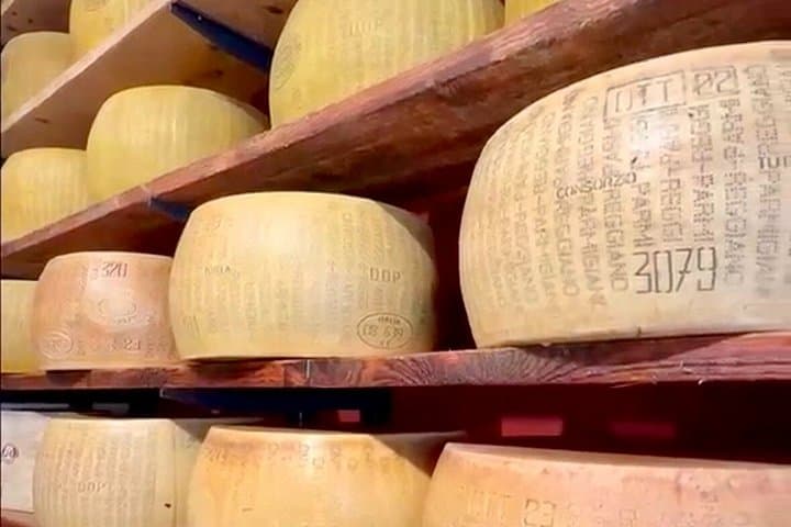 Parma Food Walking Tour with Tastings