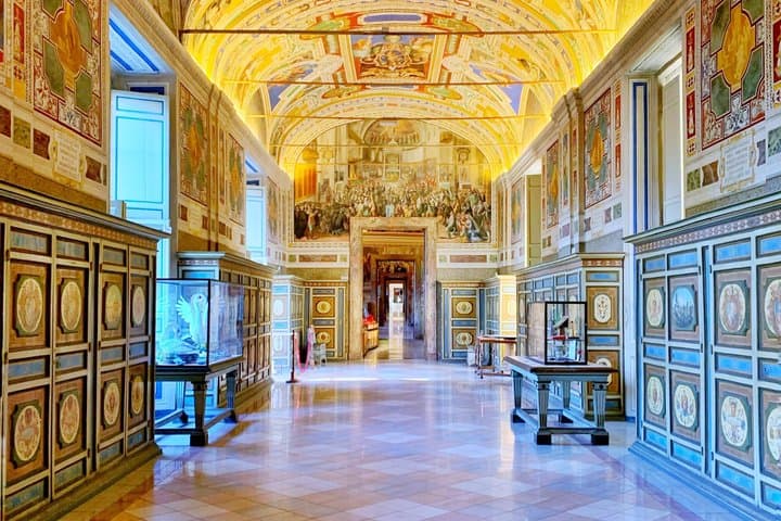 Skip-the-Line Vatican Museums and Sistine Chapel Entry Ticket