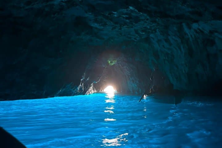 Capri Blue Grotto Tour : 3 Hours Pizza and Prosecco
