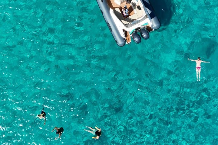 Favignana and Levanzo Boat Tour with Lunch on Board