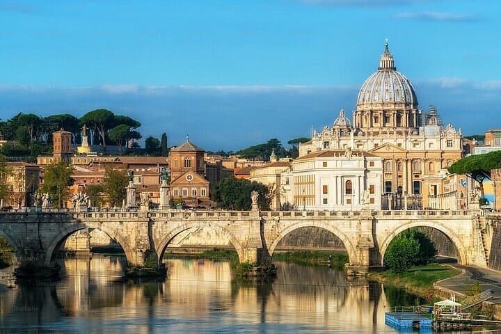 St Peter Basilica Tour with Digital Audio Guide